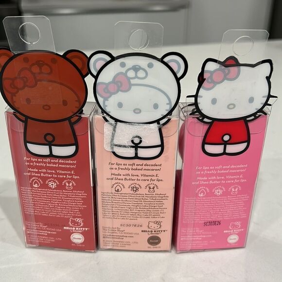 LIMITED EDITION SET OF 3 The Creme Shop Hello Kitty Macaron - Picture 4 of 4